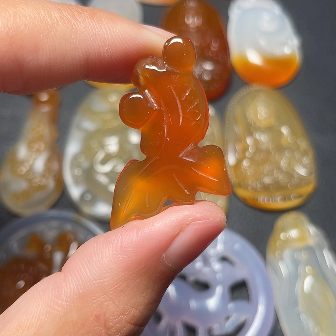 未镶嵌颈饰玛瑙/玉髓