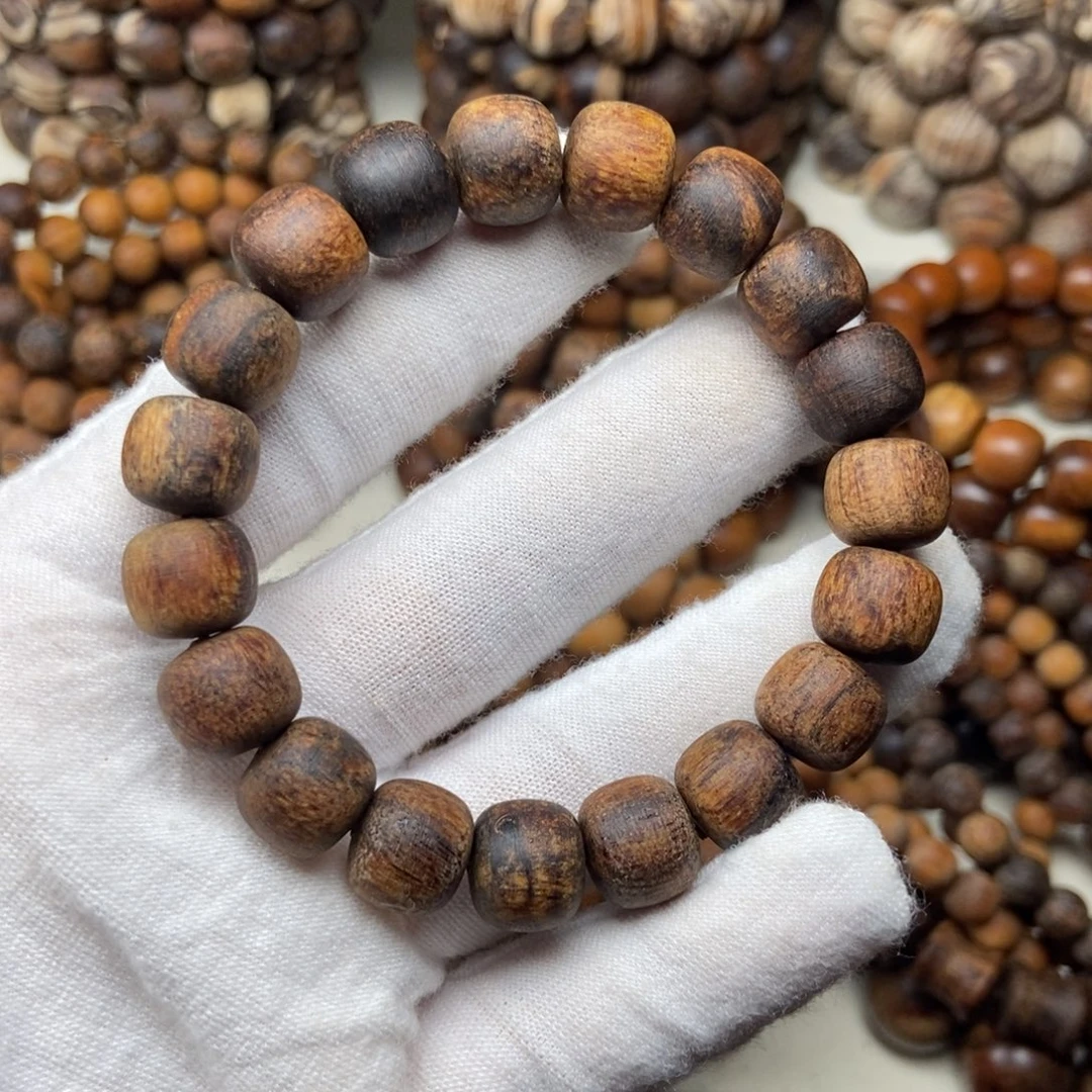 贡木福利1011老型珠手串