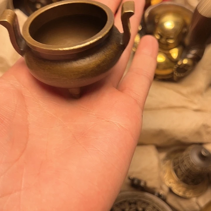 文玩铜器做工精良