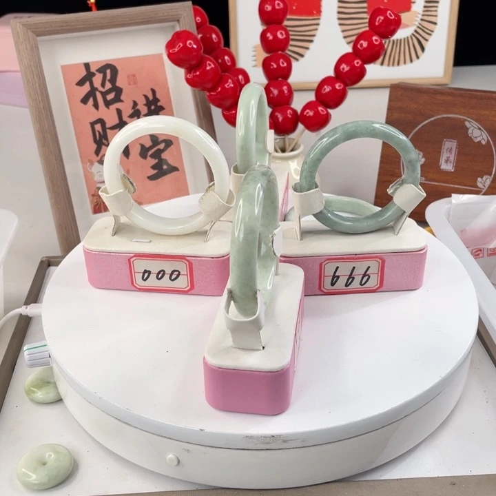蓝田玉（蛇纹石化大理石玉）手镯未镶嵌简***乐