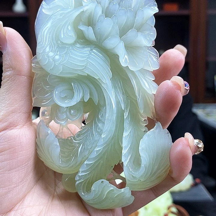 蛇纹石玉吊坠未镶嵌