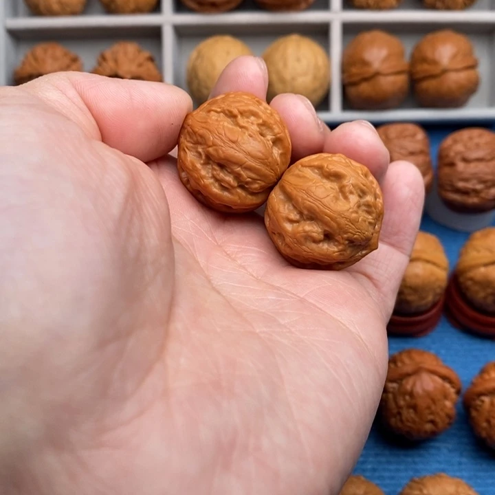 把件文玩核桃玉石粗筋