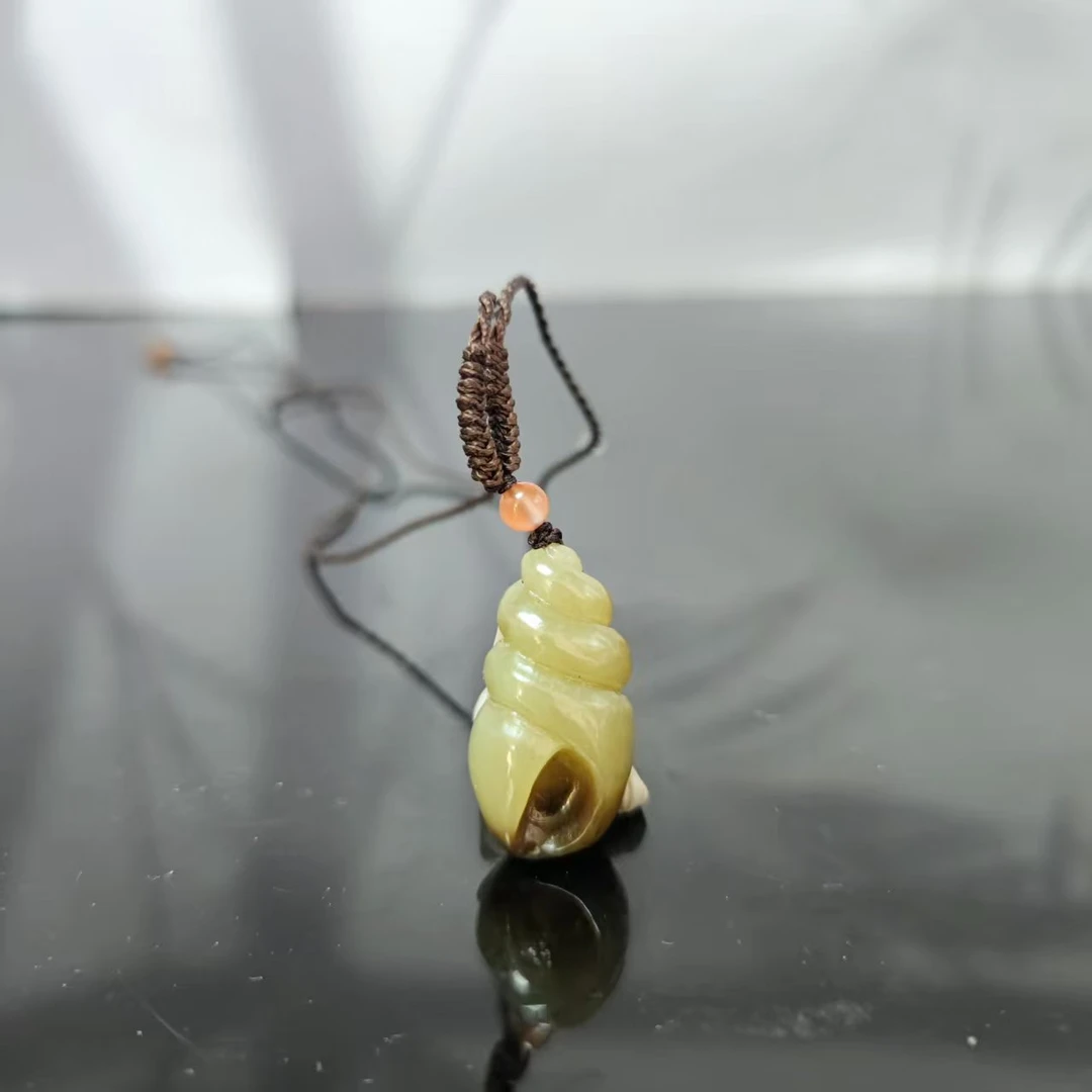 Z和田玉海螺吊坠2520