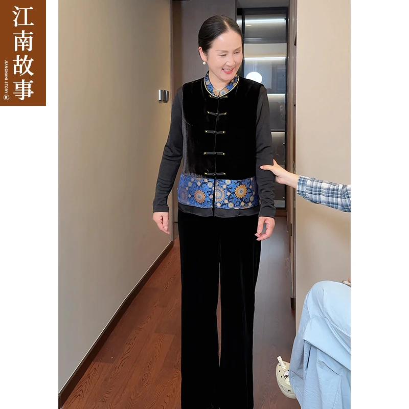 江南故事2025秋季新款中老年刺绣新中式风立领马夹秋冬唐装上衣