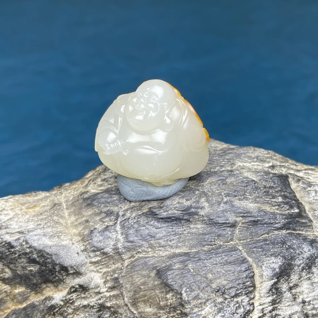 【独籽】弥勒-高品质红皮白肉巧雕笑口常开宝宝佛挂件和田玉吊坠