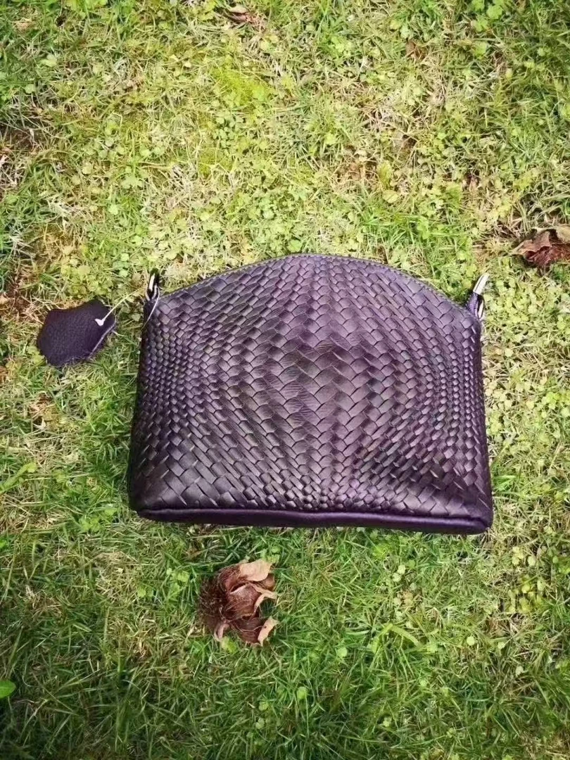 编织纹女包 简单实用，有隔层