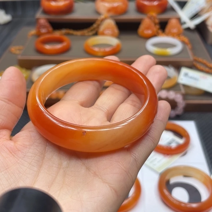 石英质玉（黄龙玉）合金手镯