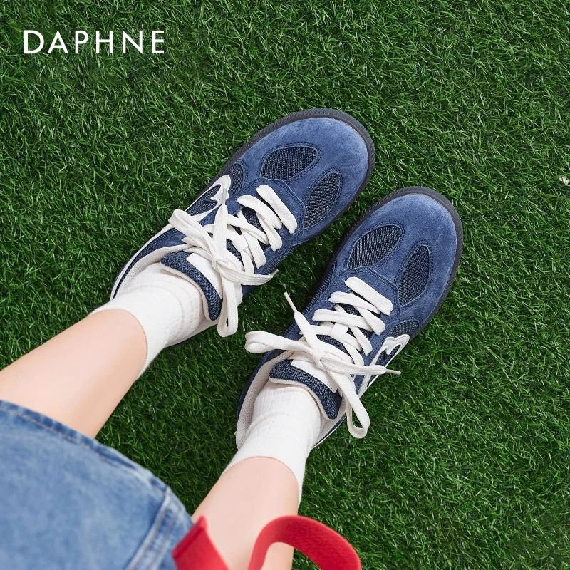 达芙妮蓝色德训鞋女款2025新款爆款秋冬复古运动芭蕾阿甘板鞋早秋