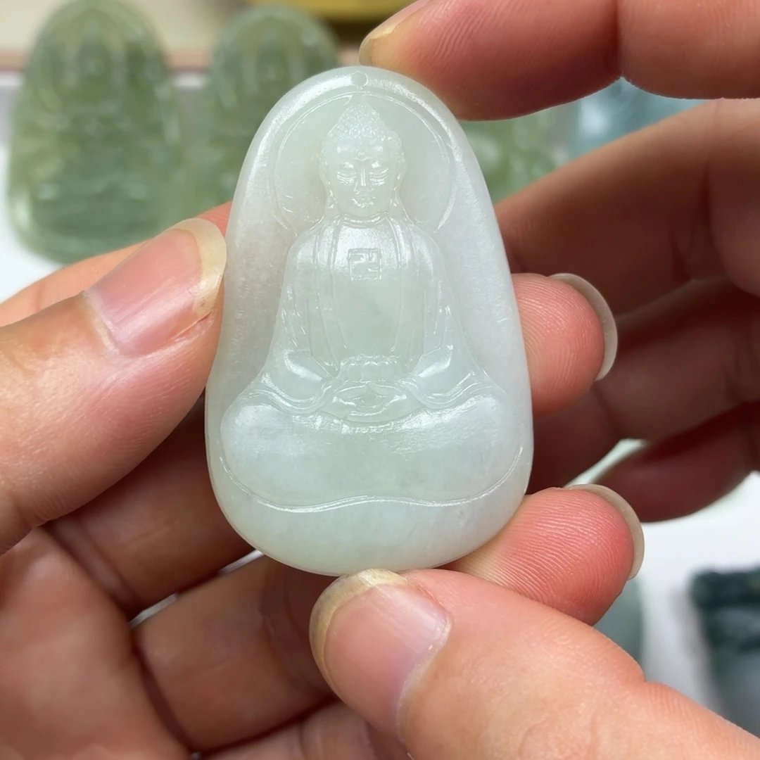 未镶嵌定制翡翠大日如来