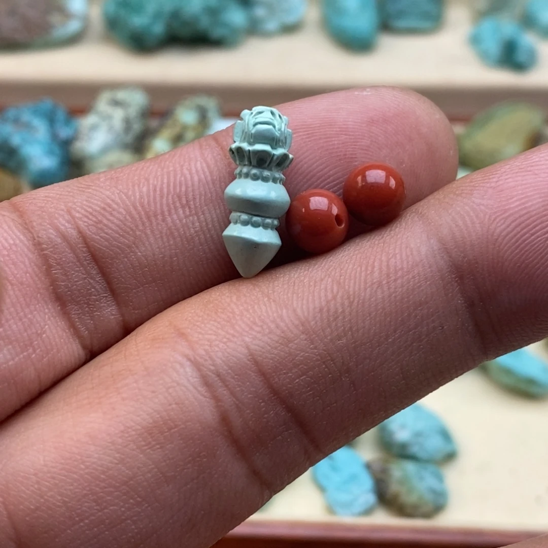 慵****南红玛瑙未镶嵌珠宝半成品