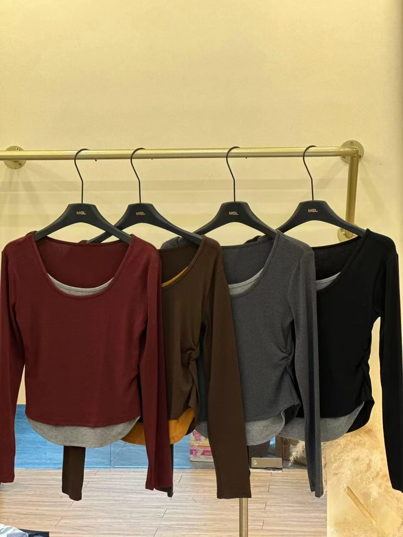 杨杨 美斯拉-9248设计款撞色褶皱长袖上衣