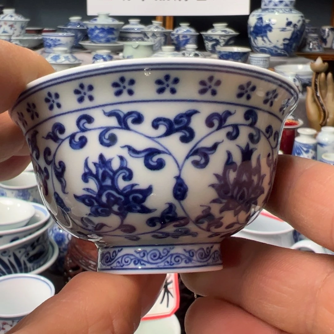 摆件景德镇青花瓷器