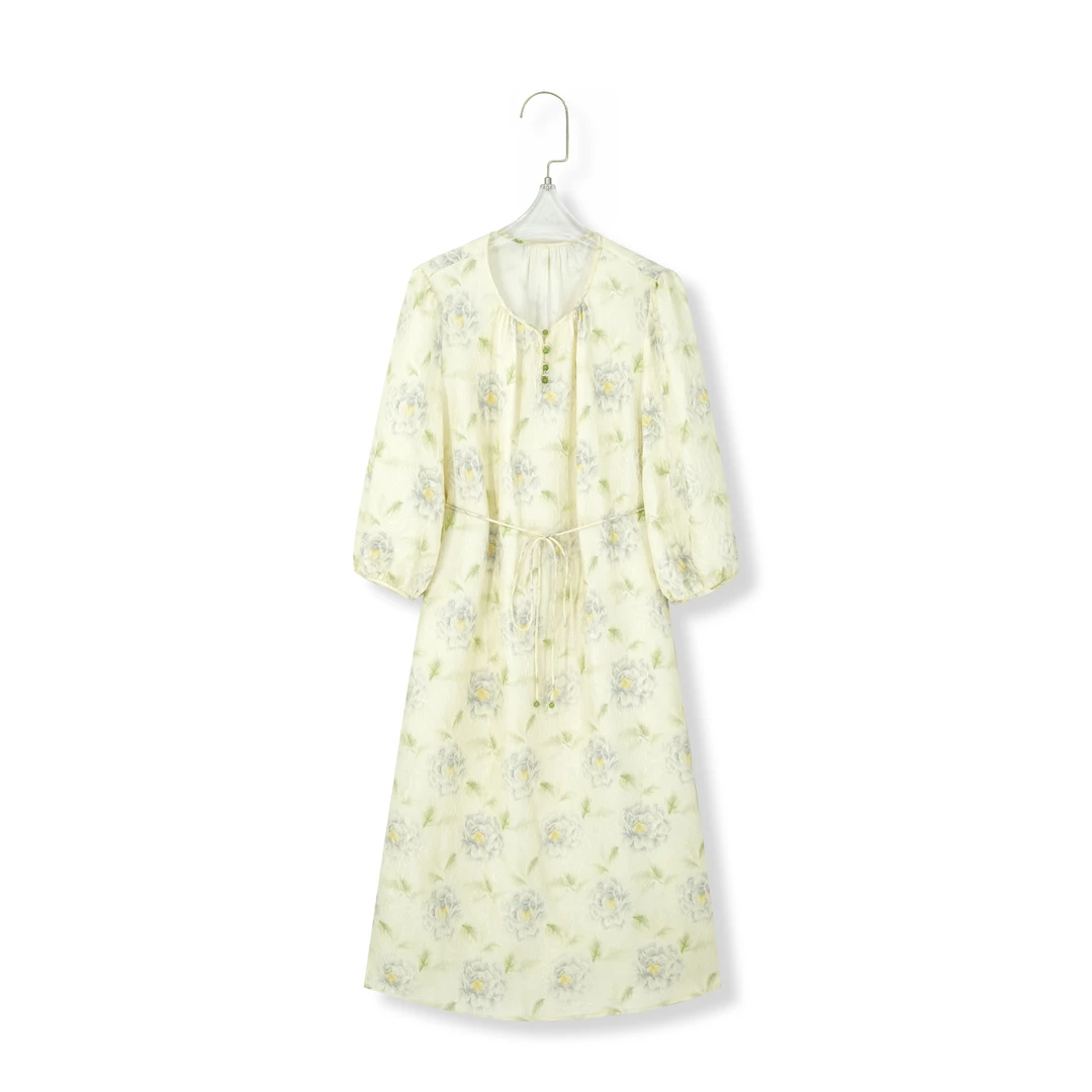 25年夏季新款七彩冠乐绉桑蚕丝提花时尚优雅连衣裙69L8162