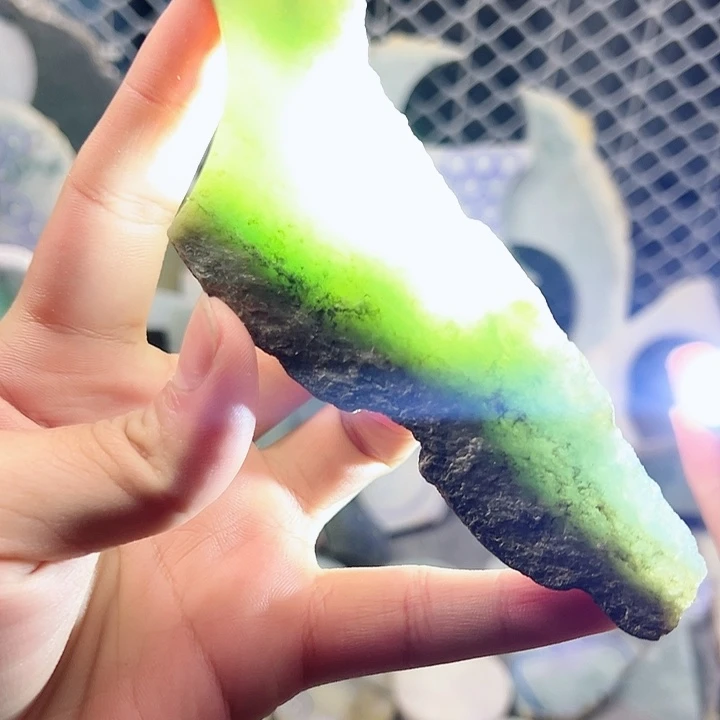 翡翠未镶嵌颈饰纯天然缅甸翡翠