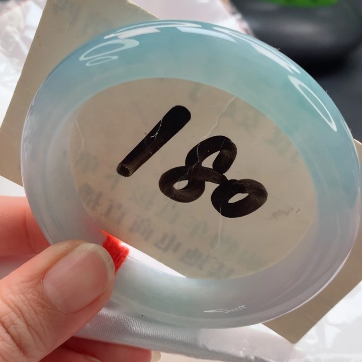 翡翠手镯未镶嵌正