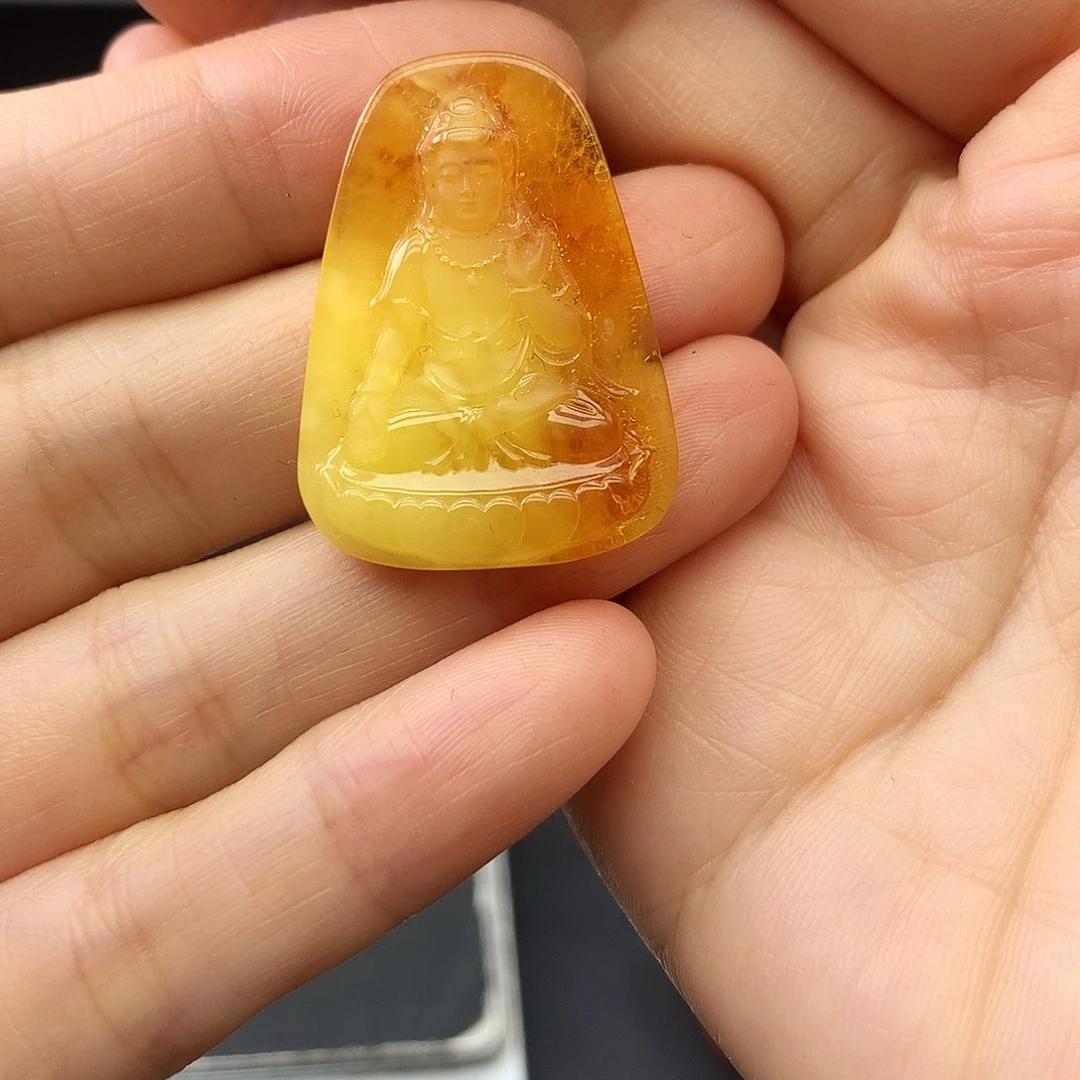 清***澜琥珀未镶嵌珠宝奇石