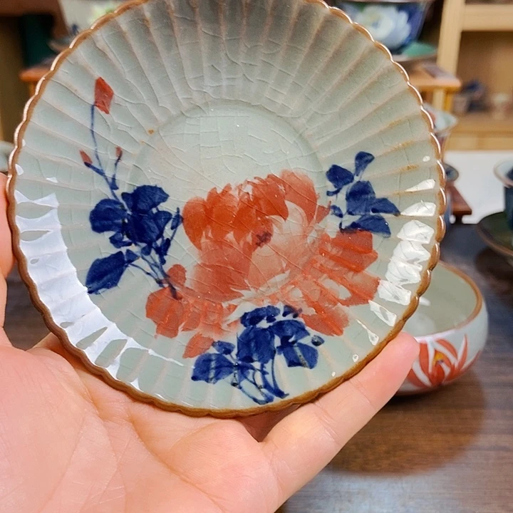 瓷片手工制作工艺精湛等