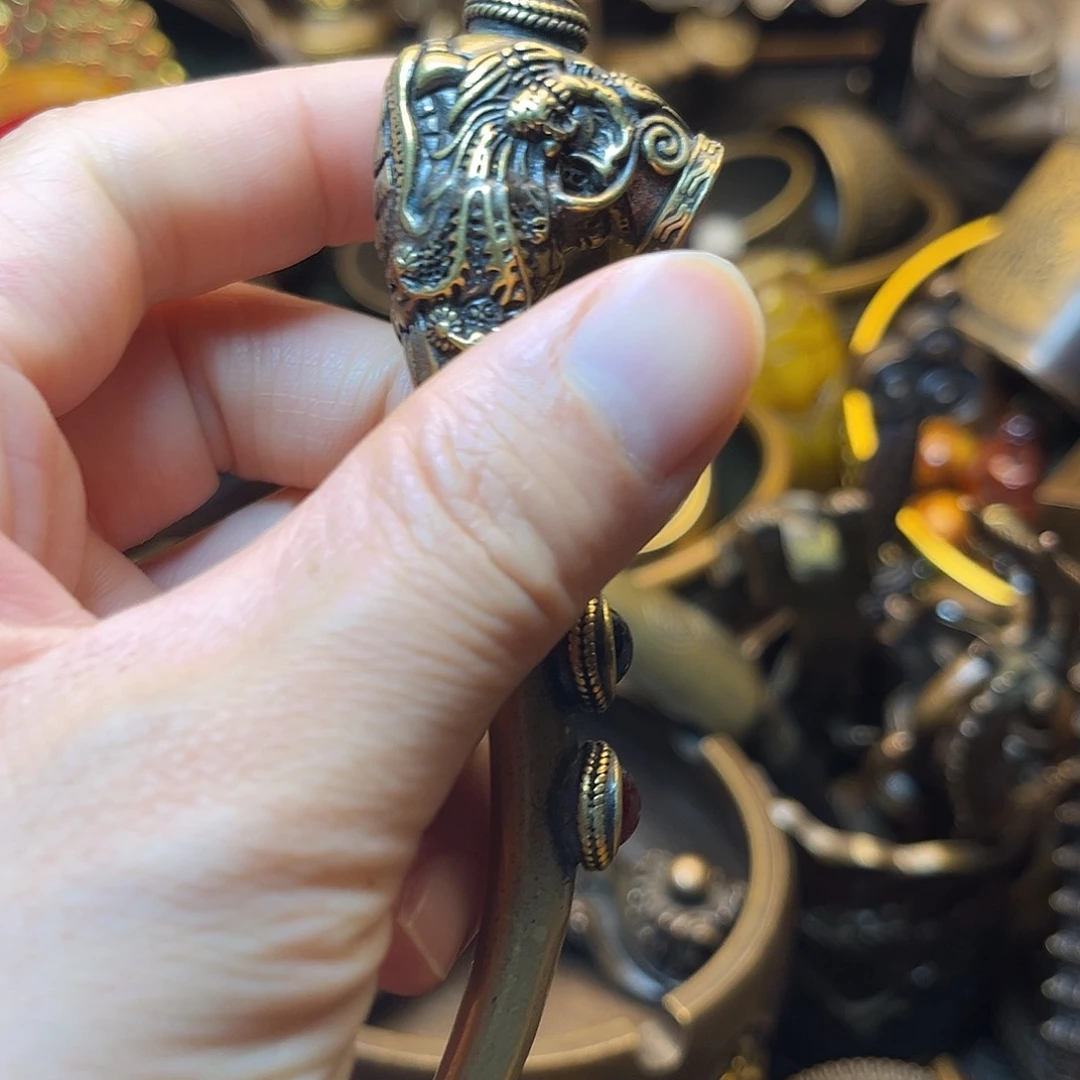 精美铜器工艺品等