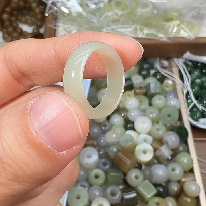 和田玉未镶嵌戒指16加内径13