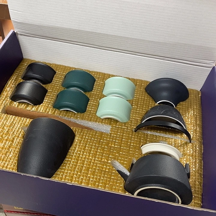孤品茶具套装等。