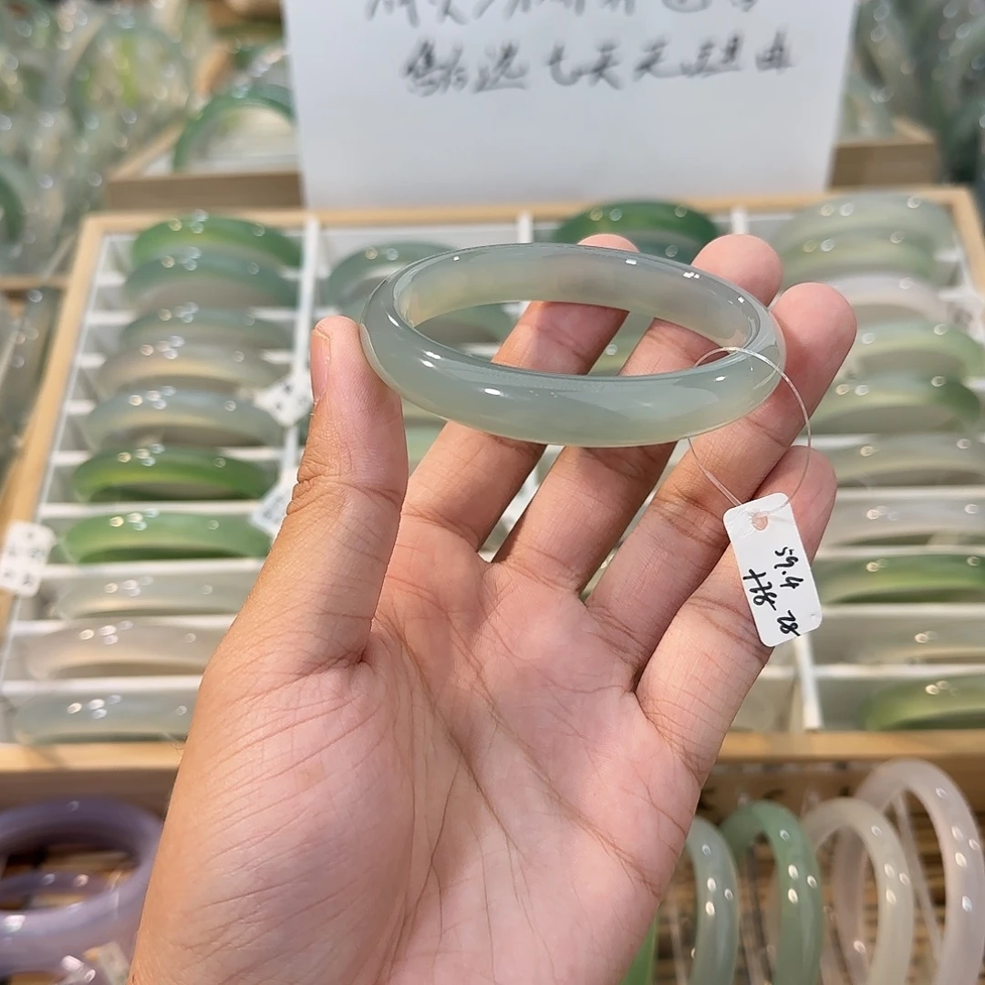 玛瑙/玉髓未镶嵌手镯圈口59.4