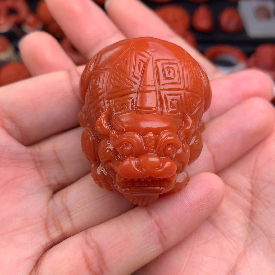 南红玛瑙精工雕刻貔貅吊坠未镶嵌