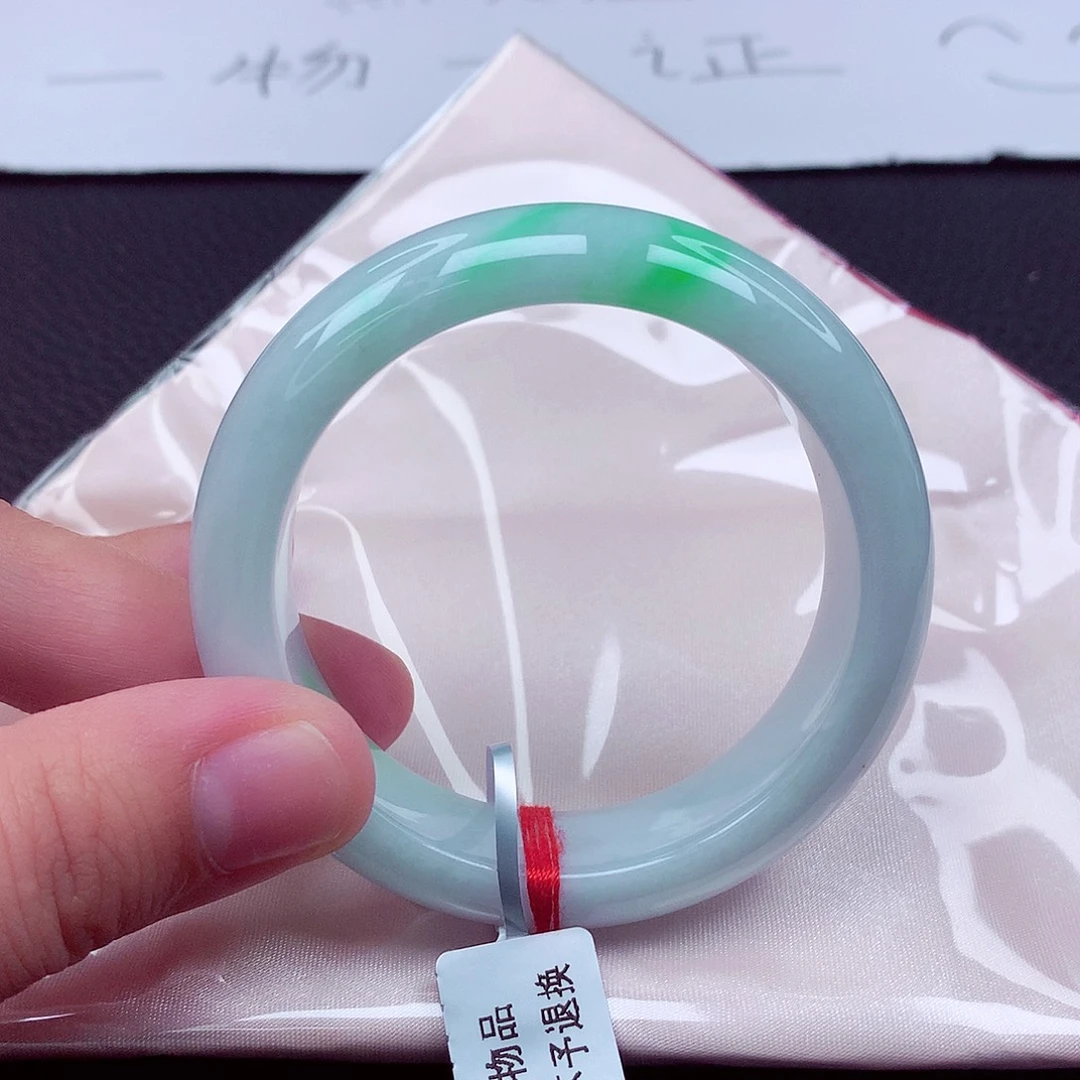 翡翠未镶嵌手镯天然缅甸翡翠A货