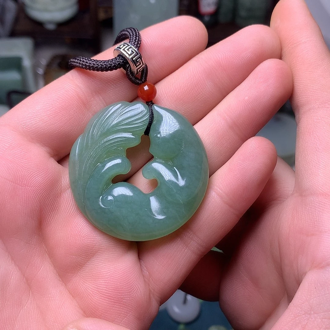 未镶嵌岫玉颈饰岫玉