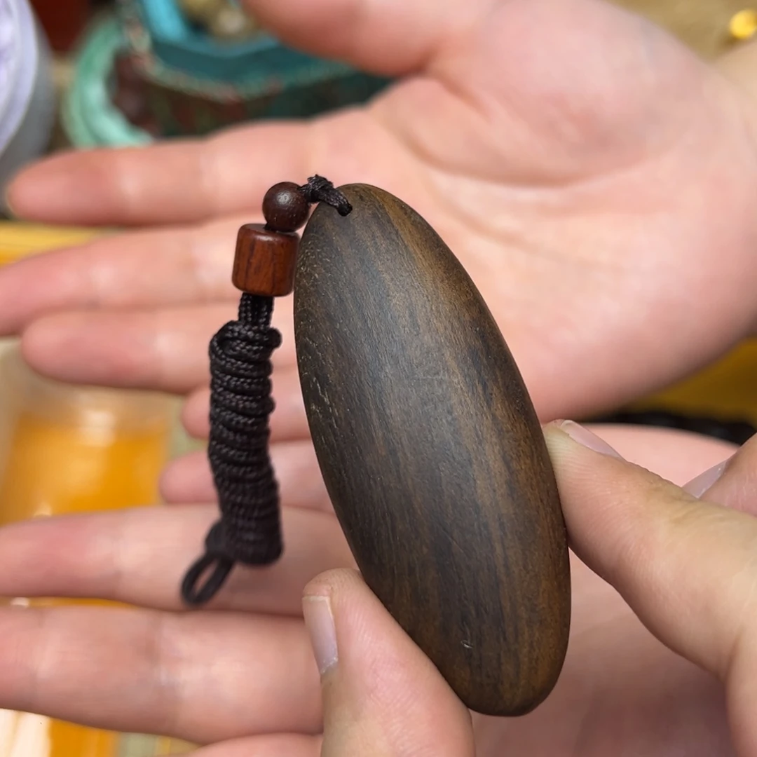 大叶紫檀（黑酸枝木类）