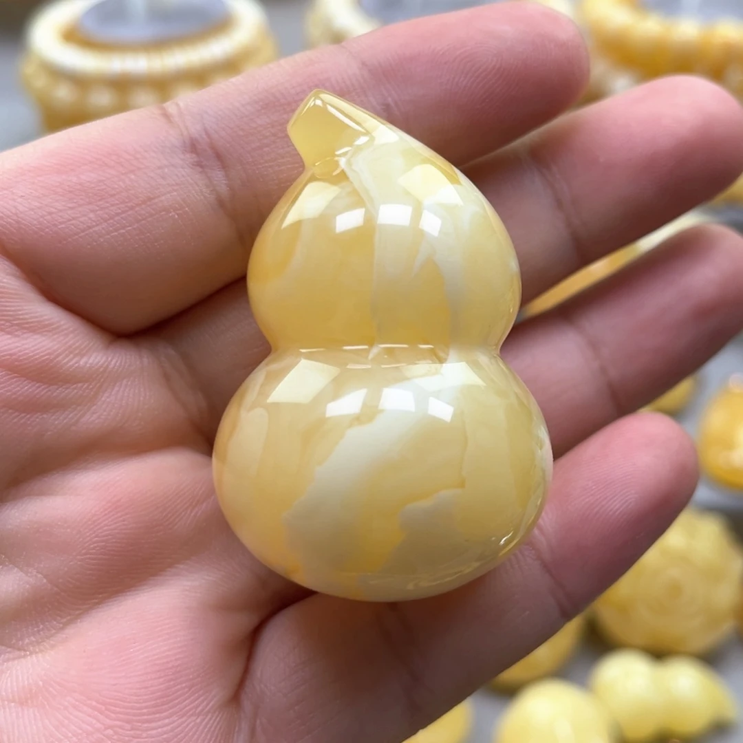 琥珀颈饰未镶嵌吊坠