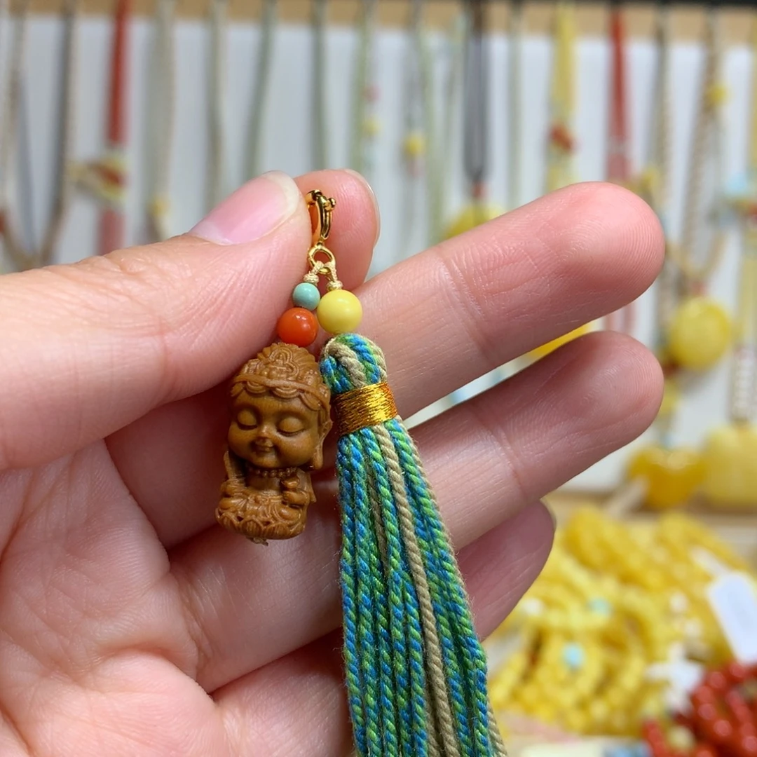 蜜蜡未镶嵌裸石配饰