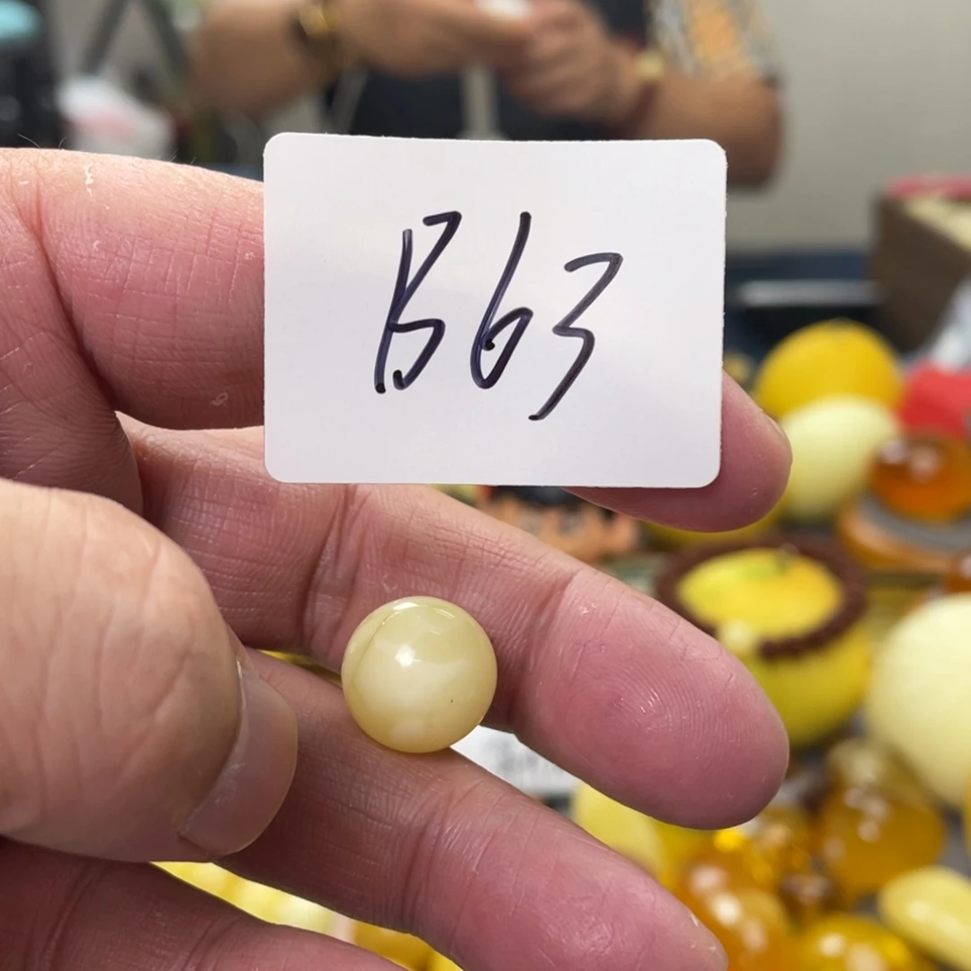 手链琥珀未镶嵌多样性发，发其中一件