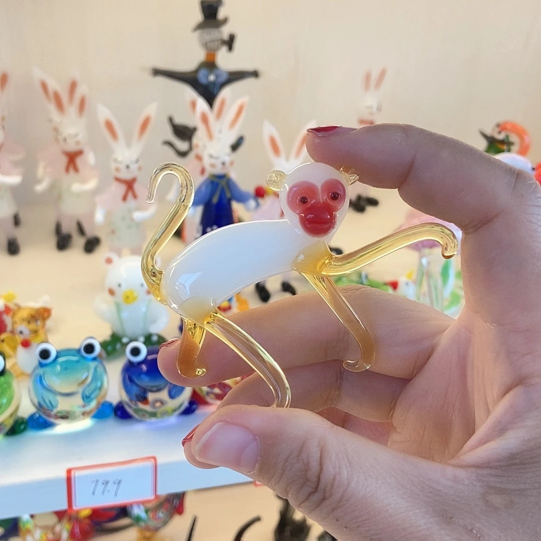 琉璃手工艺品金丝猴