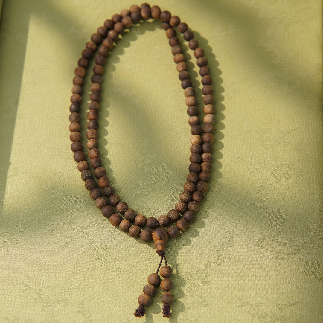 沉香沉水绿奇楠0.6*108素多圈/LQ00057C