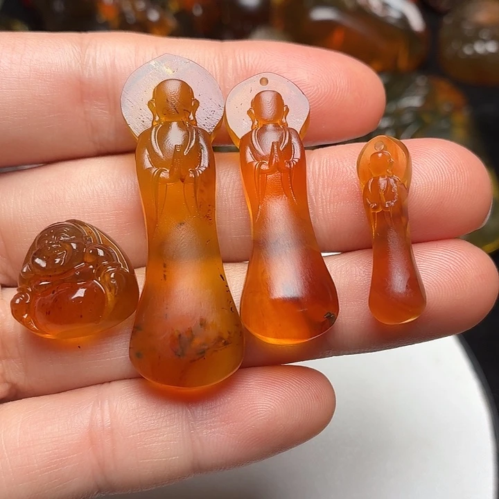 琥珀未镶嵌颈饰4不穿绳子