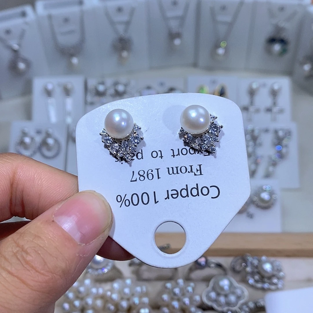 淡水珍珠耳饰未镶嵌