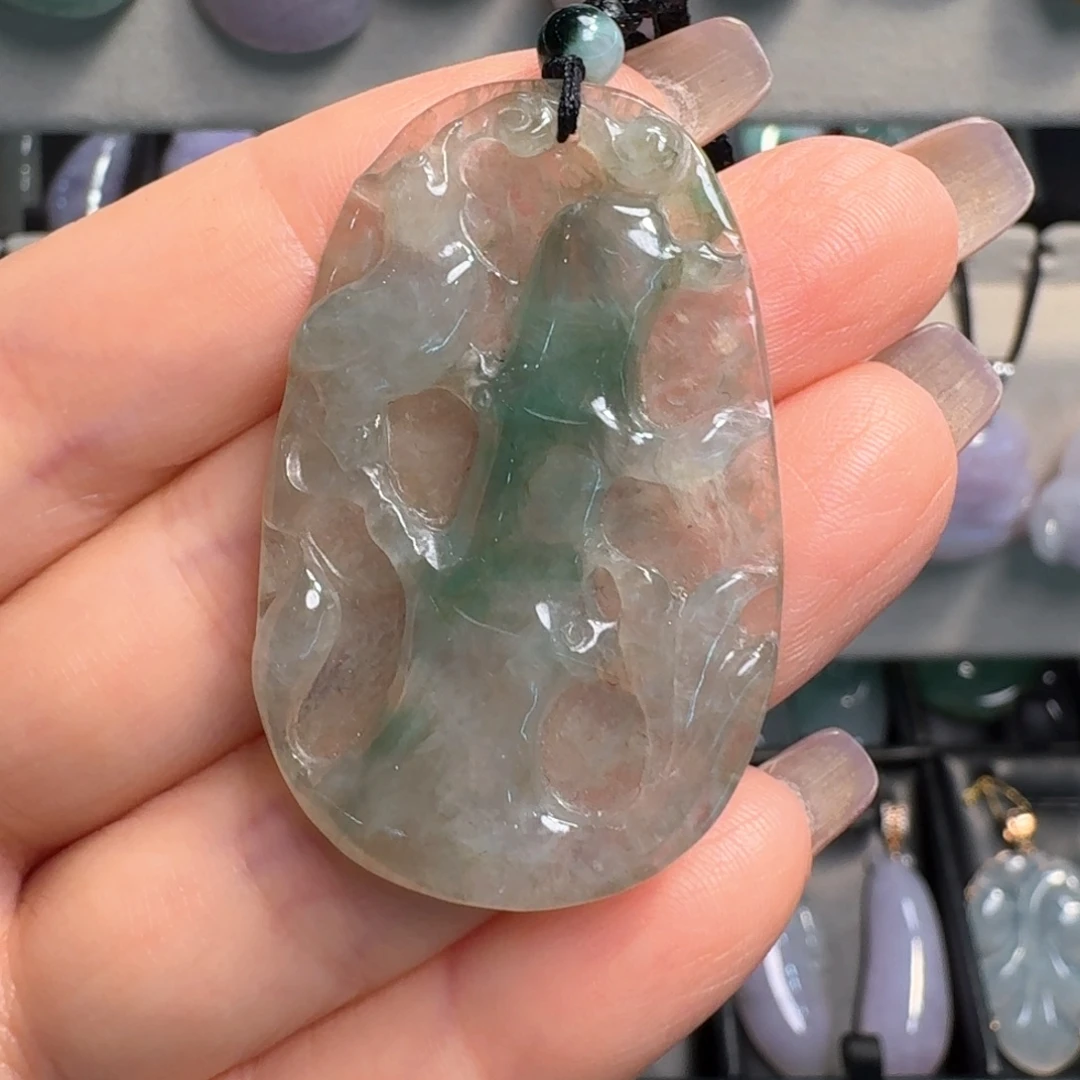 翡翠未镶嵌颈饰竹节