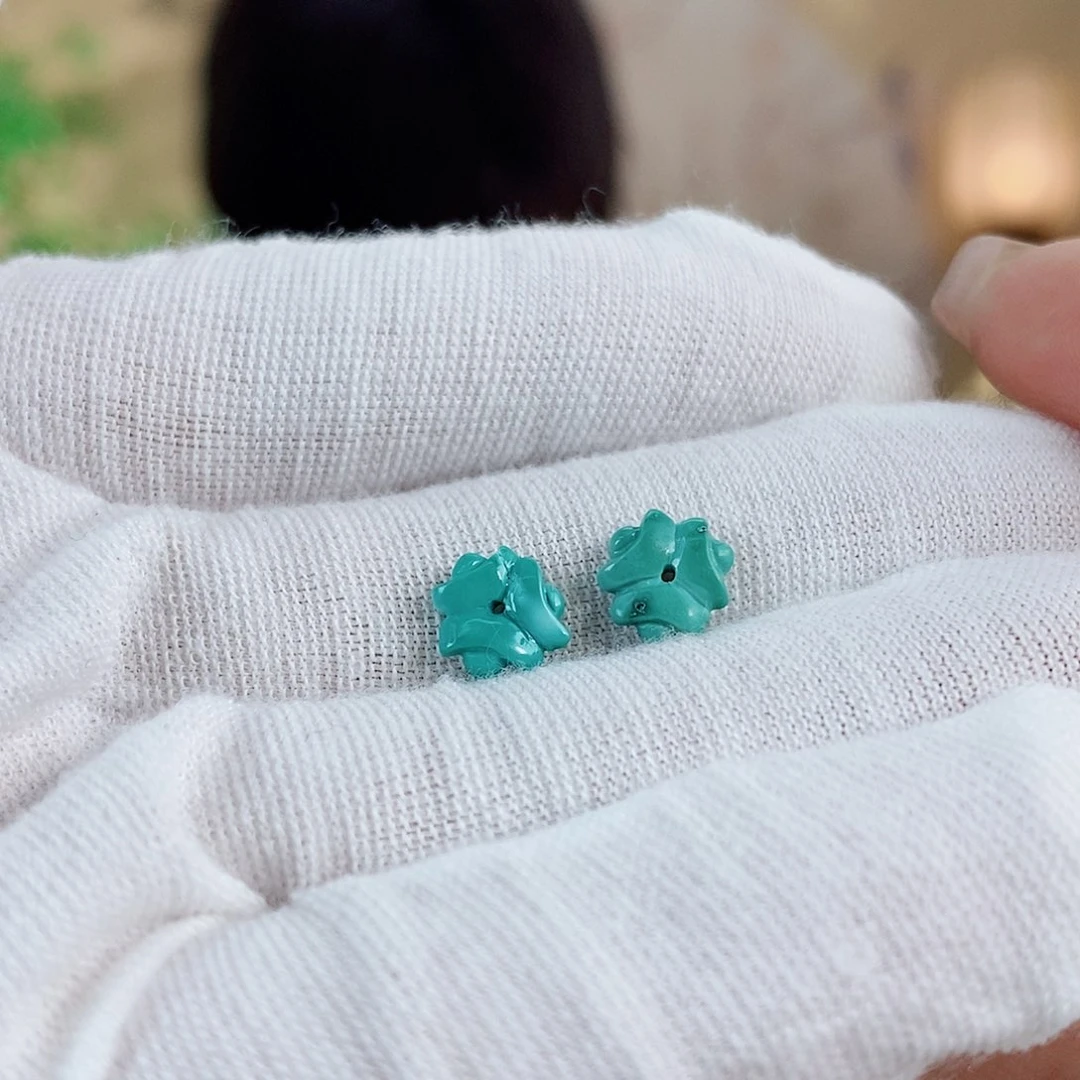 未镶嵌绿松石珠宝奇石