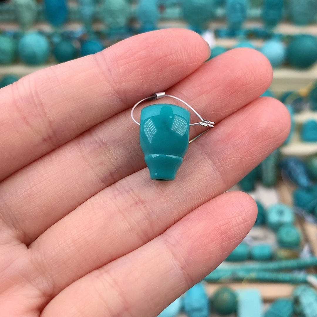 绿松石未镶嵌珠宝奇石