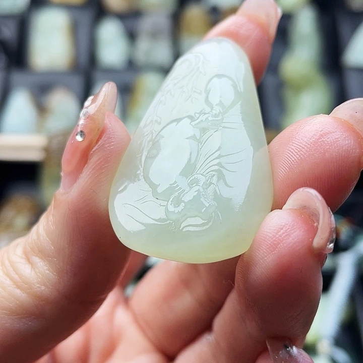 和田玉（糖玉）未镶嵌颈饰