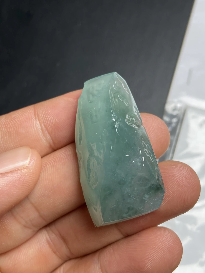 缅甸天然翡翠片料