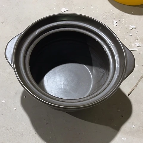 微瑕，明火，口径22高度12有缺瓷，2L