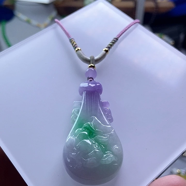 吊坠(赠链)未镶嵌翡翠