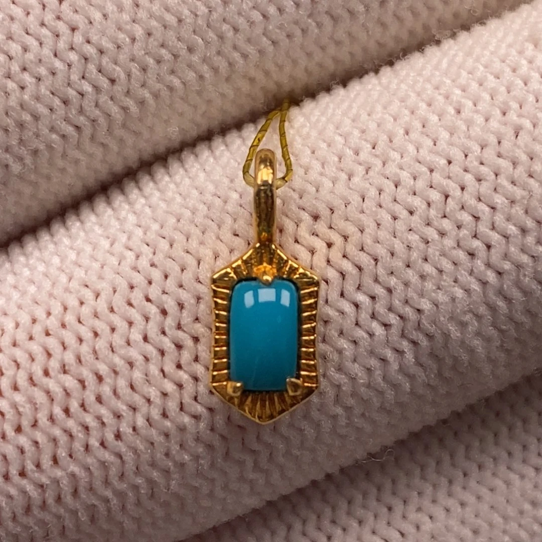 18K金镶嵌绿松石侧挂665/5.5m m