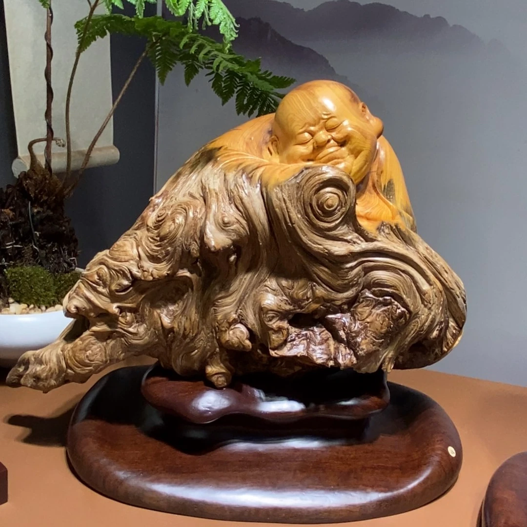 柏木（崖柏）崖松弥勒意境