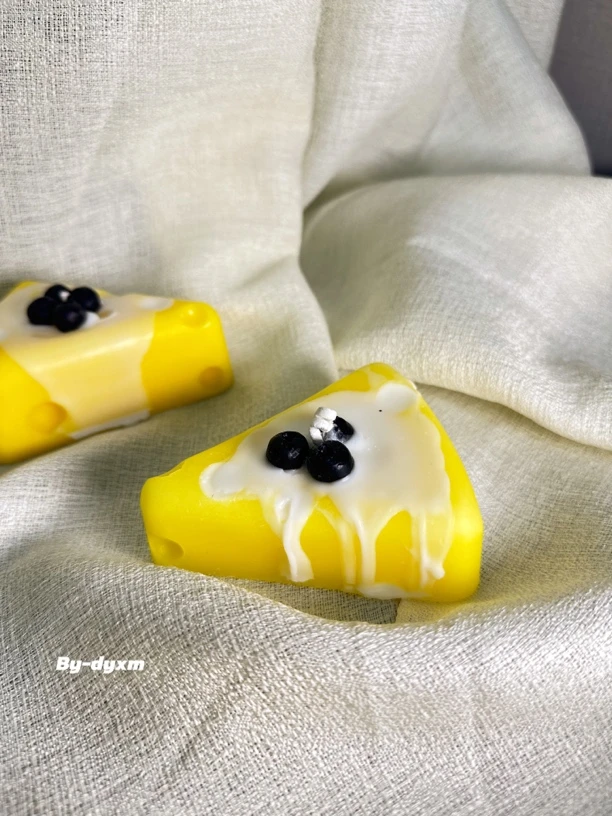 奶酪可爱香薰蜡烛ins家居摆件扩香生日礼物女生伴手礼卧室持久