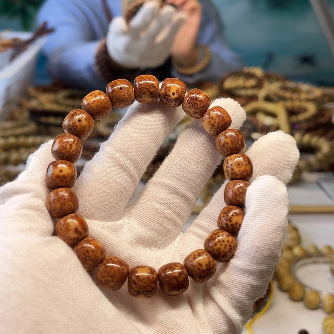 岁***、星月菩提吊坠1110老型深虎皮