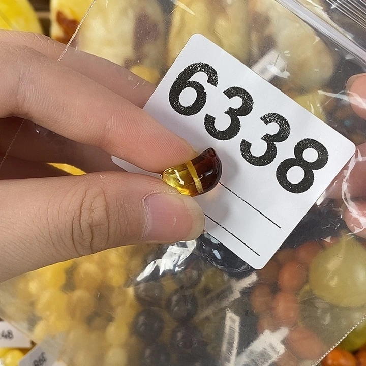 蜜蜡未镶嵌珠宝奇石