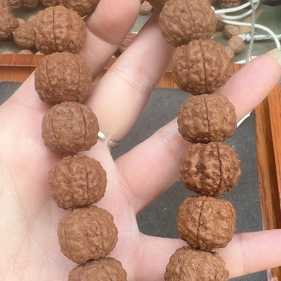 金刚菩提手串一**顺龙珠1.8+