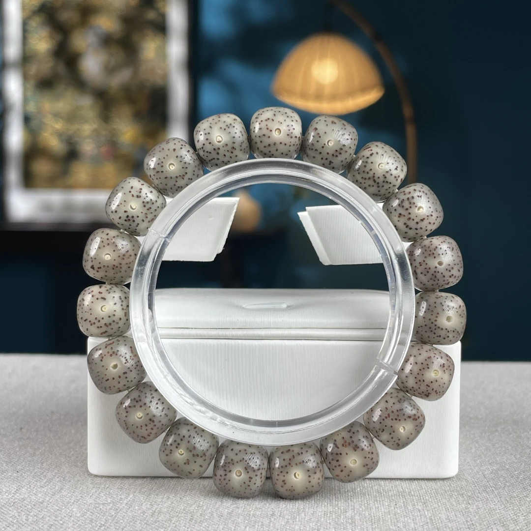 560《文星菩提》 原生态星月同枝果石玉料12x11mm手串 多样性发货